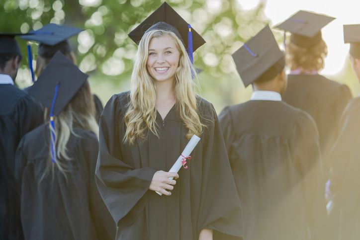 Bachelor's Degree vs. Master's Degree: What's the Advantage